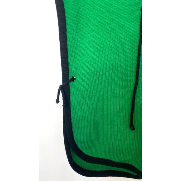 Vintage British Vogue 100% Virgin Wool Green Poncho Lace-Up Front Side Ties - Picture 6 of 9